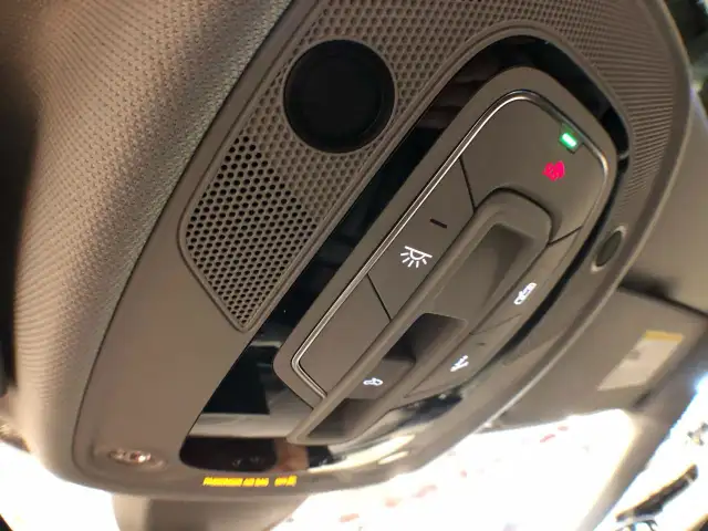 2020 Audi A4 KOMFORT AWD LEATHER SUNROOF B/SPOT CARPLAY CAMERA in Cars & Trucks in City of Toronto - Image 24