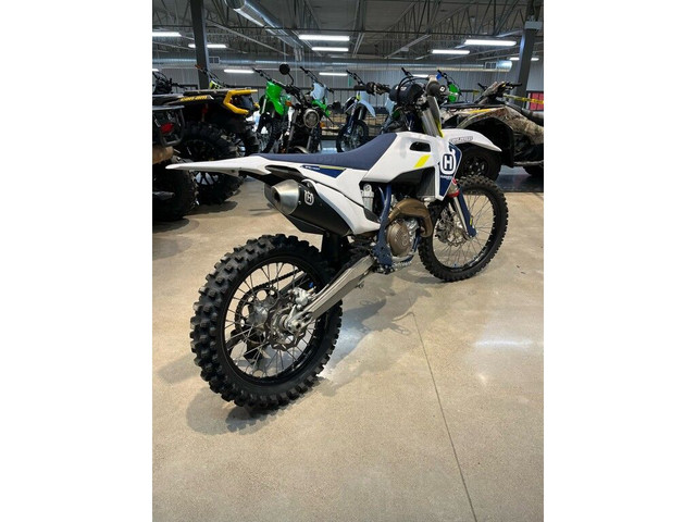 2022 Husqvarna FC 450 FC450 in Dirt Bikes & Motocross in Guelph - Image 3