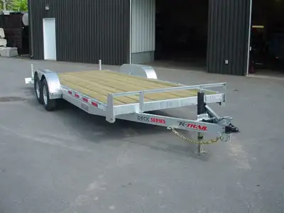 REMORQUE PLATE-FORME K-TRAIL CAR HAULER 80'' X20' 2 ESSIEUX 5200LB. FLAT BAR SUR COTE (RUB RAIL) PLA...