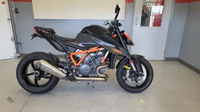The king of Naked bikes, the KTM 1290 SUPER DUKE R! Very clean bike and Freshly serviced, Ready for...