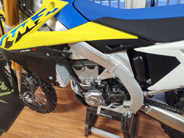 2023 Suzuki RM-Z 450 in Dirt Bikes & Motocross in Gatineau - Image 3