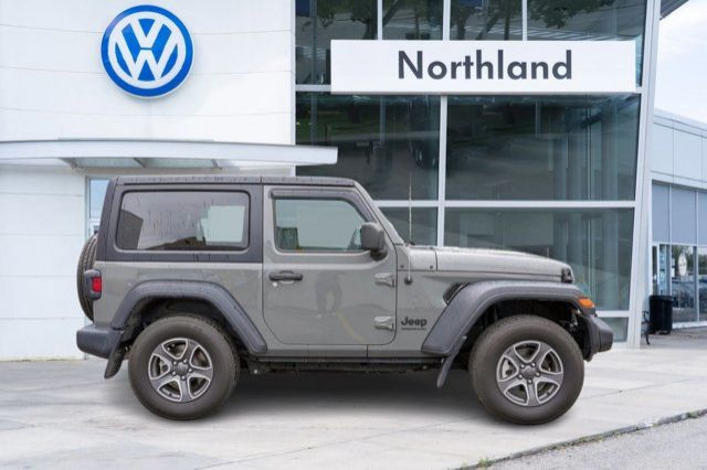 2022 Jeep Wrangler Sport in Cars & Trucks in Calgary - Image 2
