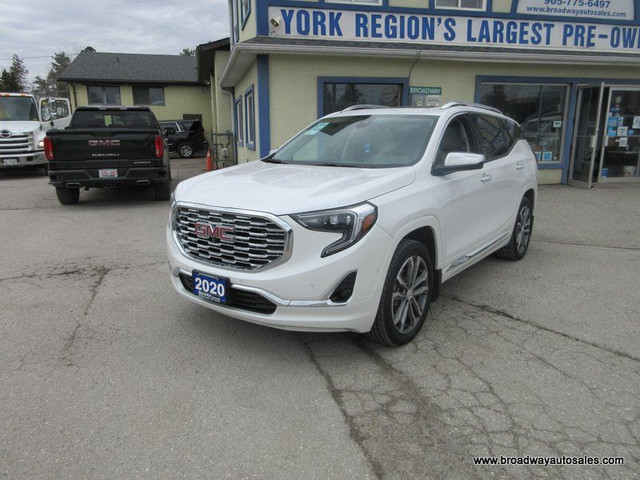  2020 GMC Terrain ALL-WHEEL DRIVE DENALI-MODEL 5 PASSENGER 2.0L  in Cars & Trucks in Markham / York Region - Image 2