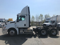 2020 FREIGHTLINER T12664ST;Heavy Duty Trucks - CONVENTIONAL W/O SLEEPER Penske Location 100 THORNHIL... (image 3)