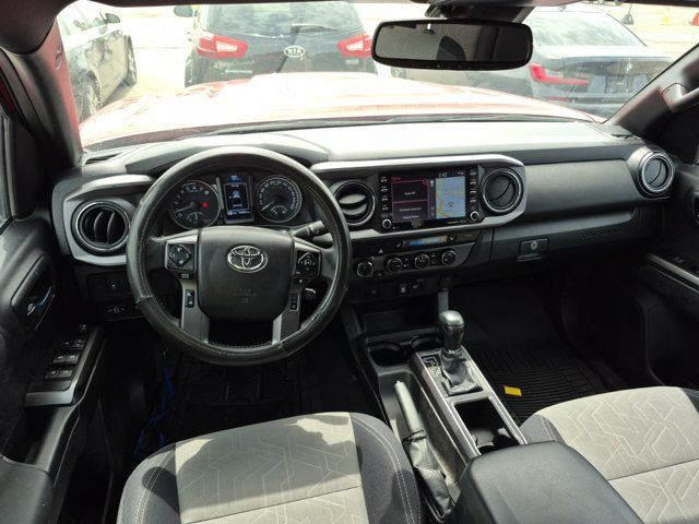 2022 Toyota Tacoma TRD Sport Crew 4WD | Nav | Heated Seats in Cars & Trucks in Guelph - Image 3