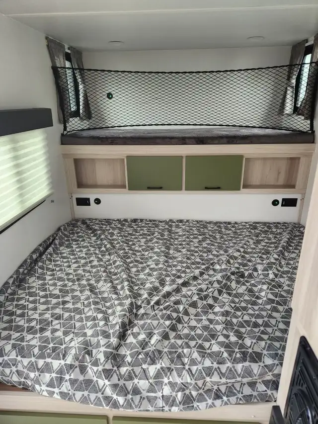 2023 WINNEBAGO Hike 100 H1316FB dans Caravanes classiques dans London - Image 6