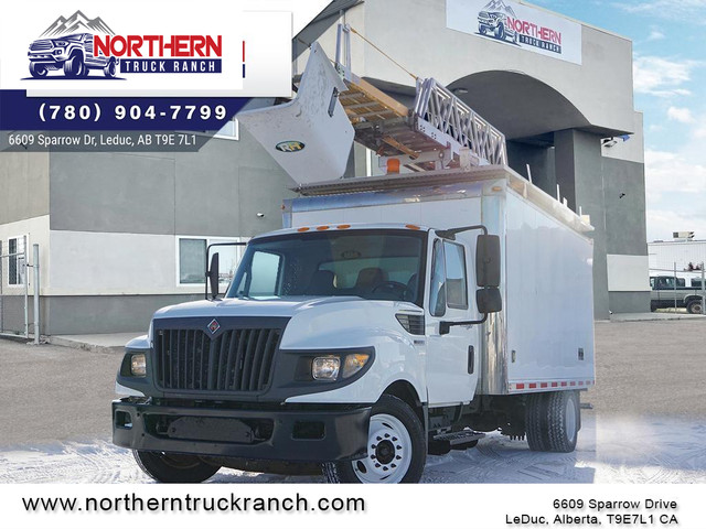 2012 International Terrastar CUBE VAN / BUCKET LIFT / SHELVIN... in Cars & Trucks in Edmonton