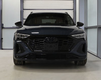 Traction intégrale Audi quattro /Bleu plasma avec int. Brun Okapi / Black optics / Systeme Audio B&O... (image 3)