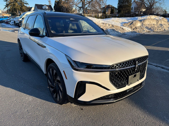 2024 Lincoln Nautilus RESERVE in Cars & Trucks in Cornwall