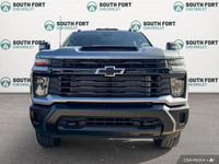 Alaskan Snow Plow Package, Stylized Grille, Modern Technology, Modern Convenience, Apple CarPlay, An... (image 4)