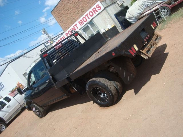 2010 Dodge Ram 3500 4x4 CREW CAB LARAMIE 6.7L DIESEL in Cars & Trucks in Edmonton - Image 2