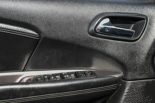 2018 Dodge Journey GT Awd 4X4 / 3.6L V6 / Cuir / Volant Chauffan in Cars & Trucks in City of Montréal - Image 18