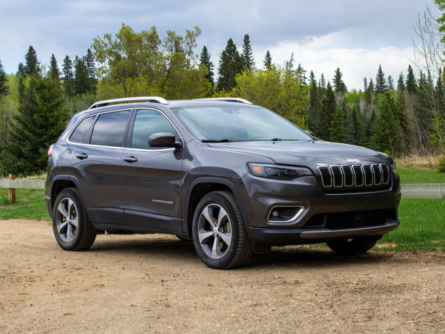 2019 Jeep Cherokee in Cars & Trucks in Edmonton