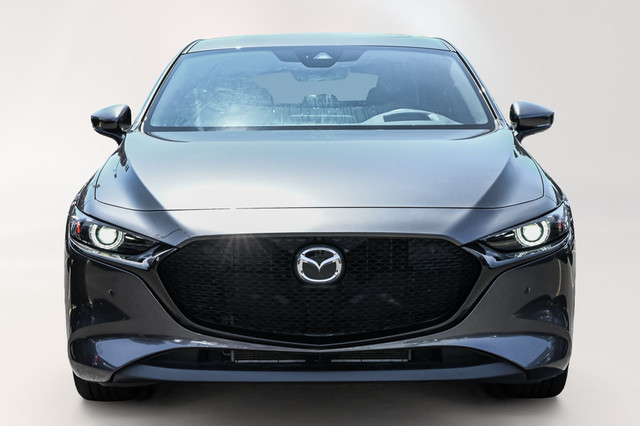 2022 Mazda Mazda3 Sport GT AWD * Carplay * Navgation * 5 portes  in Cars & Trucks in City of Montréal - Image 2