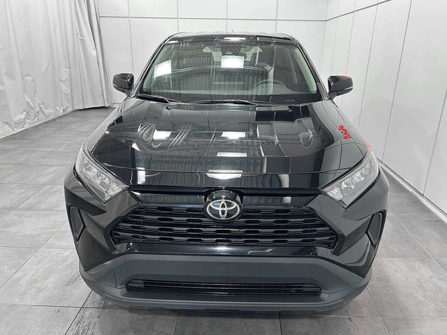 2022 Toyota RAV4 LE AWD - BLUETOOTH - SIEGES CHAUFFANT dans Autos et camions  à Ville de Québec - Image 2