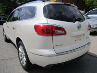 7 PASSENGERS. FINISHED IN PEARL WHITE WITH BROWN LEATHER INTERIOR. PANORAMIC MOON ROOF, CAPTAIN CHAI... (image 3)