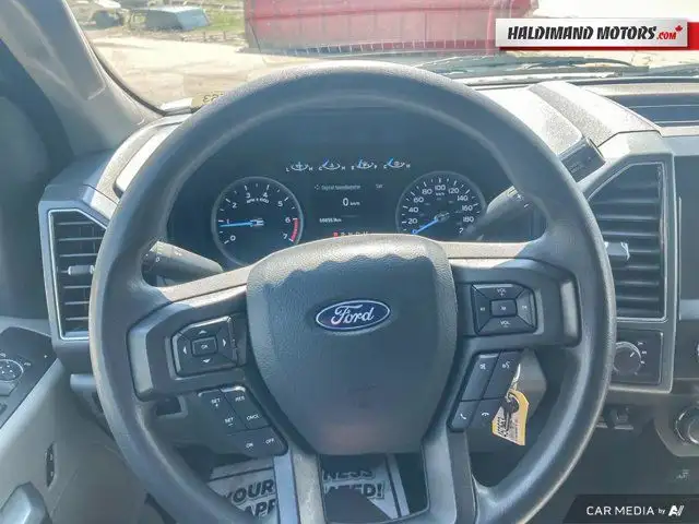 2022 Ford Super Duty F-350 SRW XLT in Cars & Trucks in Hamilton - Image 18