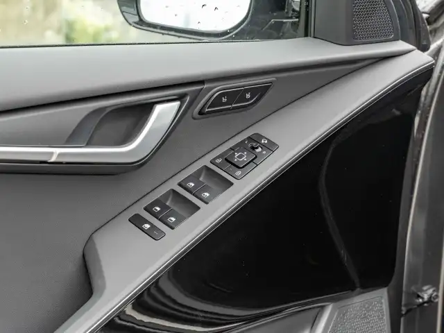 2025 Kia Niro dans Autos et camions dans Ottawa - Image 13