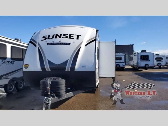 2024 CrossRoads RV Sunset Trail SS212RB in Travel Trailers & Campers in Calgary
