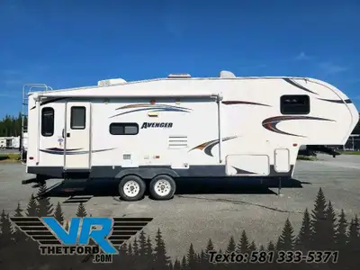 VR Thetford Paiement à partir de 0$/sem. + TX. 2014 Prime time Avenger 526RLS COUPLE 7266 LBS - 26 P...