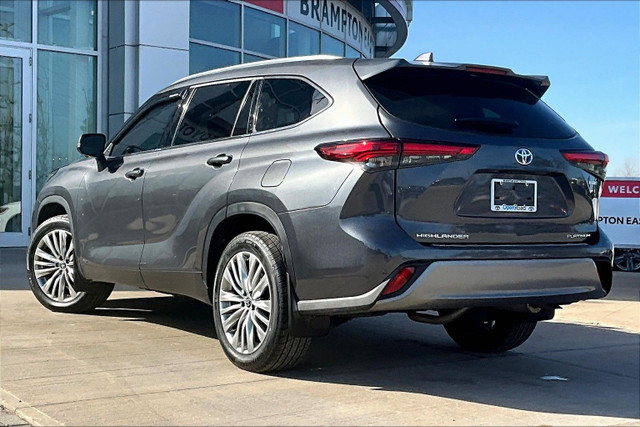 2023 Toyota Highlander Hybrid Limited AWD in Cars & Trucks in Mississauga / Peel Region - Image 4