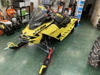 2020 Ski-Doo MXZ X® 850 E-TEC® - Sunburst Yellow