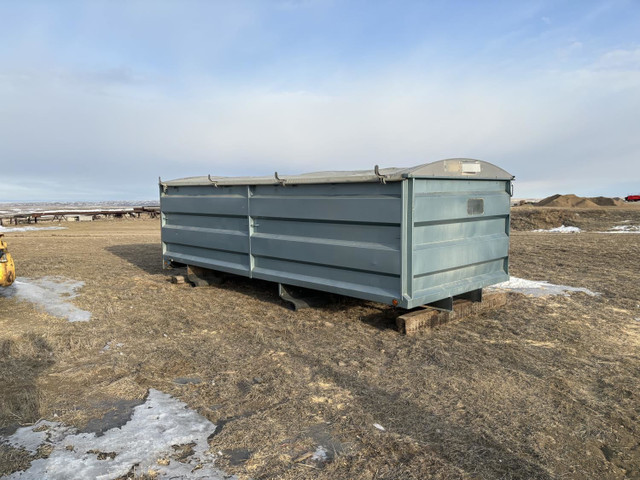 Custom Built 20 Ft Grain Box in Farming Equipment in Regina - Image 2