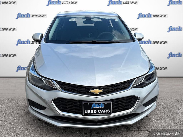 2018 Chevrolet Cruze LT Auto VERY FUEL EFFICIENT | HATCHBACK... in Cars & Trucks in London - Image 2
