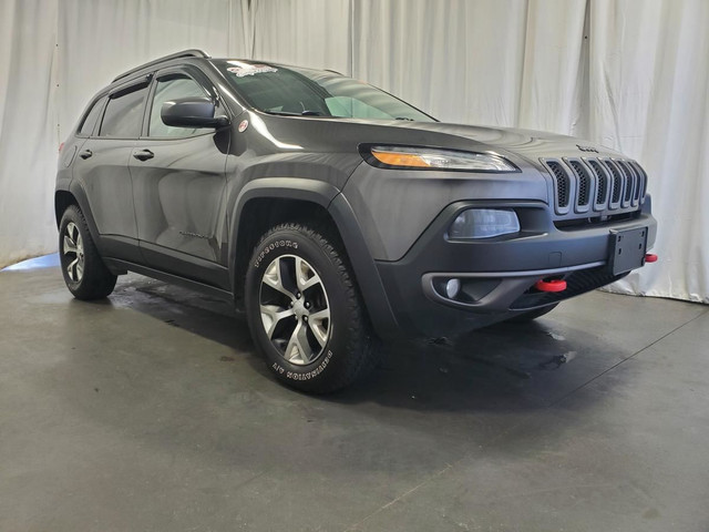 2017 Jeep Cherokee Trailhawk 4WD Sièges Chauffants Navigation in Cars & Trucks in Bathurst