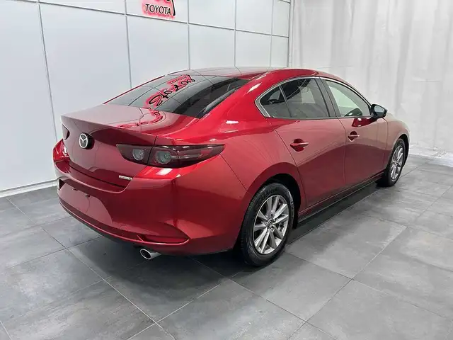 2019 Mazda Mazda3 GS - SIEGES CHAUFFANTS - VOLANT CHAUFFANT in Cars & Trucks in Québec City - Image 10