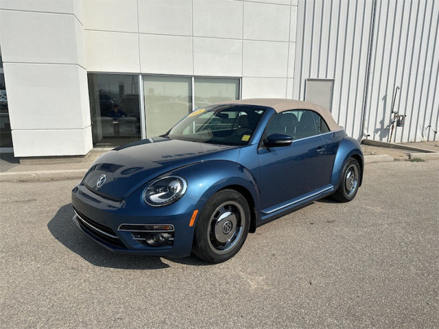 2018 Volkswagen Beetle Convertible S/SE - Low Mileage in Cars & Trucks in Portage la Prairie - Image 2