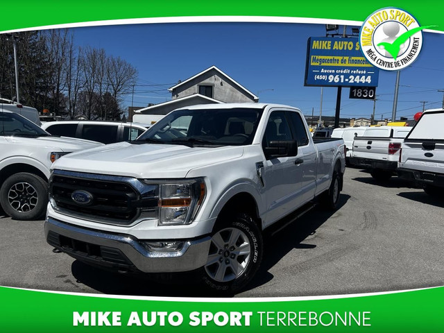 Ford F-150 XLT cabine double 4RM TRÈS RARE caisse de 8 pi 2022 à in Cars & Trucks in Laval / North Shore