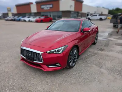 Finance this vehicle! Apply at stonebridgeauto.com 2018 Infiniti Q60 Red Sport 400 with 90152km. 3.0...