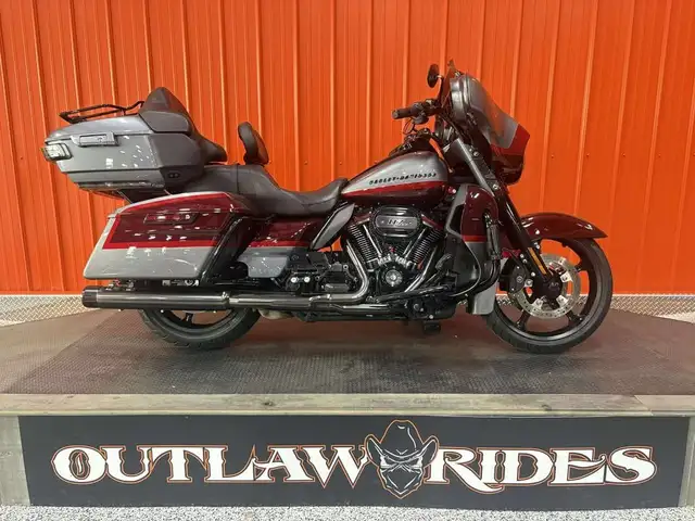 2019 Harley-Davidson Touring Ultra Limited CVO in Street, Cruisers & Choppers in Moncton - Image 2