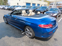 LOW LOW KMS - 100% CANADIAN VEHICLE Visit Our Website @ EliteLuxuryMotors.ca _______________________... (image 6)
