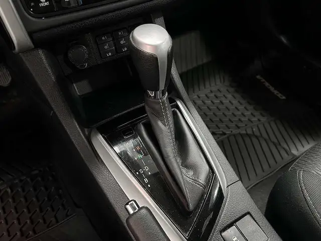 2019 Toyota Corolla LE AMELIORE - TOIT OUVRANT - VOLANT CHAUFFAN in Cars & Trucks in Québec City - Image 22