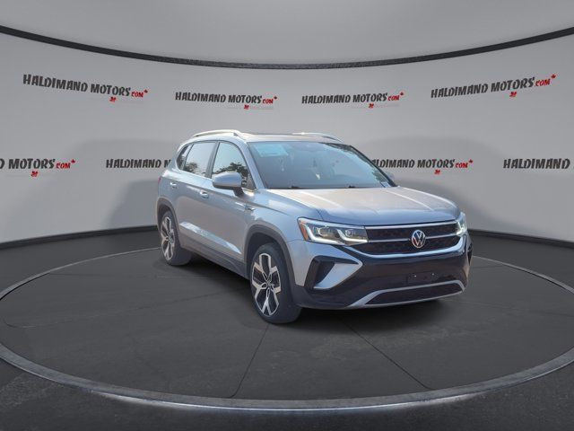 2022 Volkswagen Taos Highline in Cars & Trucks in Hamilton - Image 2