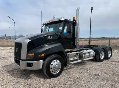 2014 Cat 660L DayCab 6x4 Semi Truck Tractor + 15.2L 550HP Diesel Engine + 6x4 W/ AutoMatic Meritor T...