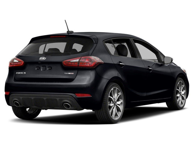2017 Kia Forte 5dr HB Auto SX in Cars & Trucks in Oakville / Halton Region - Image 2