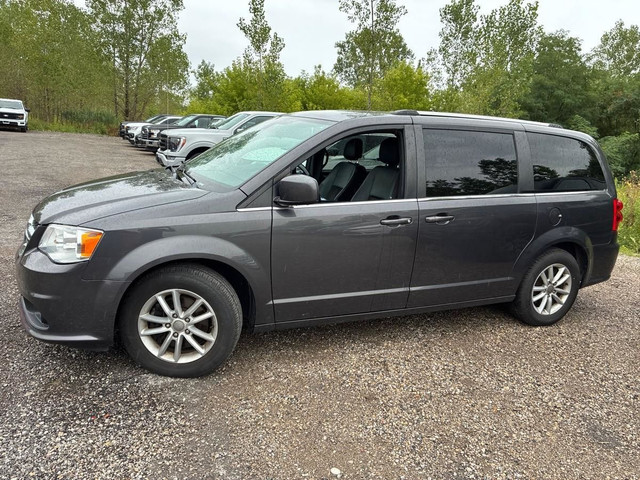 2020 Dodge Grand Caravan Premium Plus STOW N GO | LEATHER SEA... in Cars & Trucks in London - Image 2