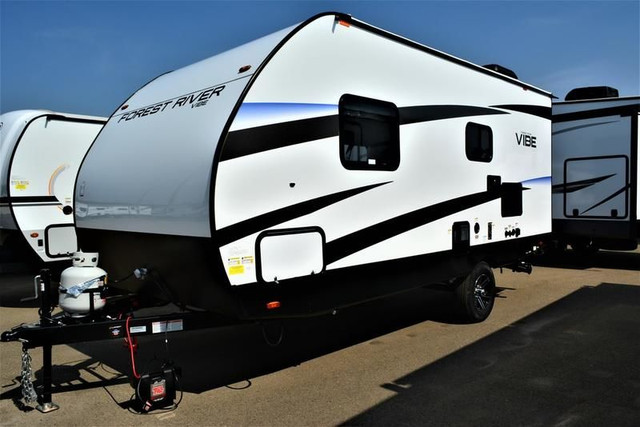 2022 Forest River Vibe 16RB in Travel Trailers & Campers in Strathcona County - Image 4