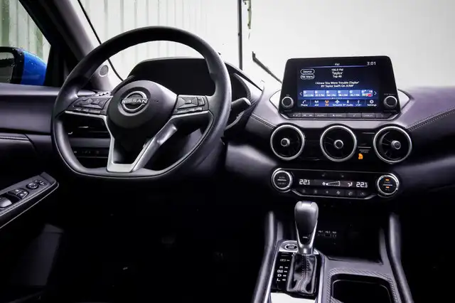 2024 Nissan Sentra SV • LOW MILEAGE • HEATED SEATS • CP/AA in Cars & Trucks in Ottawa - Image 15
