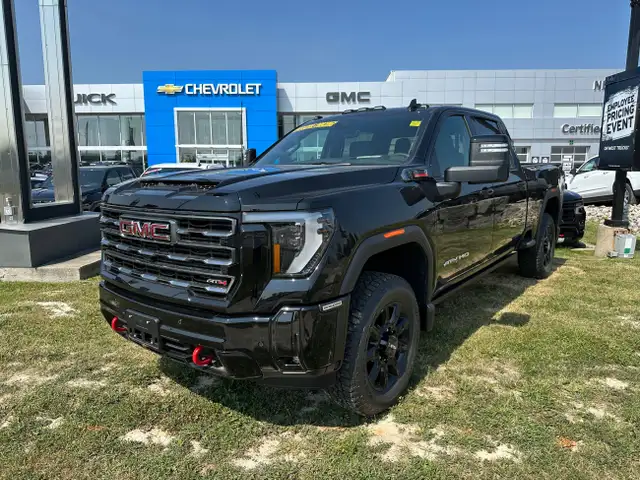 2025 GMC Sierra 2500HD AT4 in Cars & Trucks in Markham / York Region - Image 2