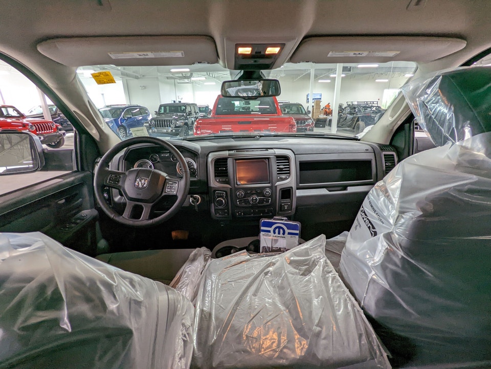 2022 Ram 1500 Classic NIGHT EDITION