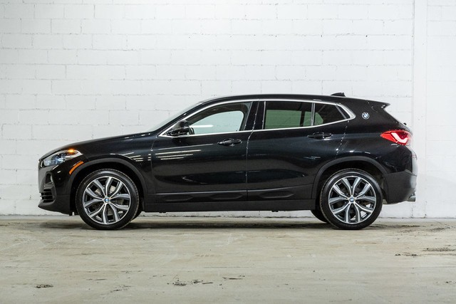 2020 BMW X2 xDrive 28i | Sièges Sport in Cars & Trucks in City of Montréal - Image 4