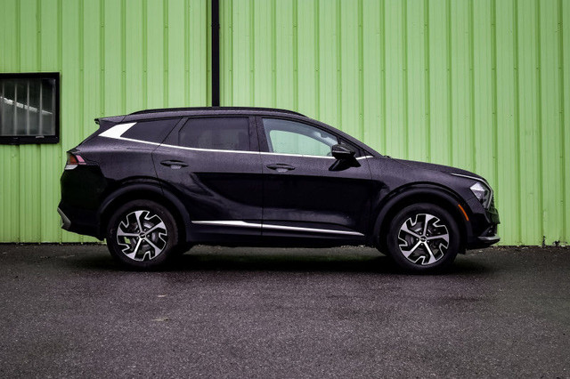 2023 Kia Sportage EX Premium • SUNROOF • NAV • HEATED LEATHER in Cars & Trucks in Kingston - Image 2