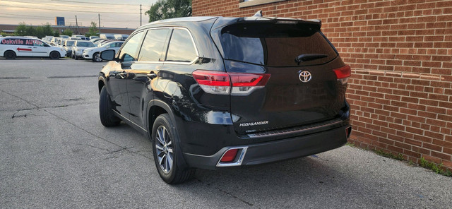 2019 Toyota Highlander AWD XLE in Cars & Trucks in Oakville / Halton Region - Image 3