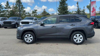 This Toyota RAV4 is equipped with: Cloth Seat Trim, Heated front seats, AM/FM radio: SiriusXM, Radio... (image 5)