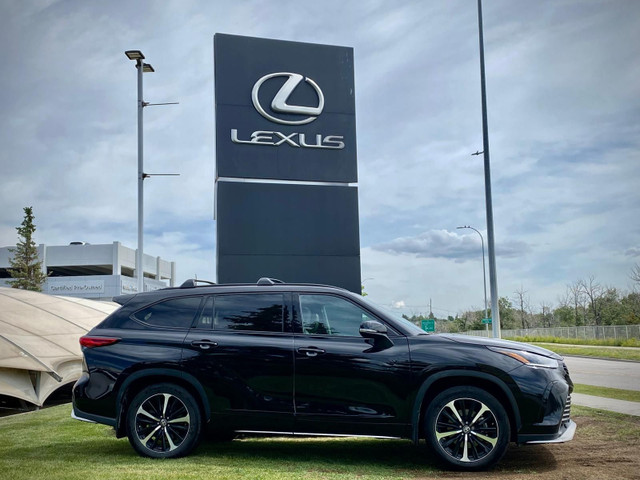 2022 Toyota Highlander XSE in Cars & Trucks in Calgary - Image 2