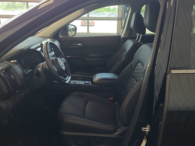 2022 Nissan Pathfinder S S/AWD/7 PASSENGER/BLACK! in Cars & Trucks in Belleville - Image 2